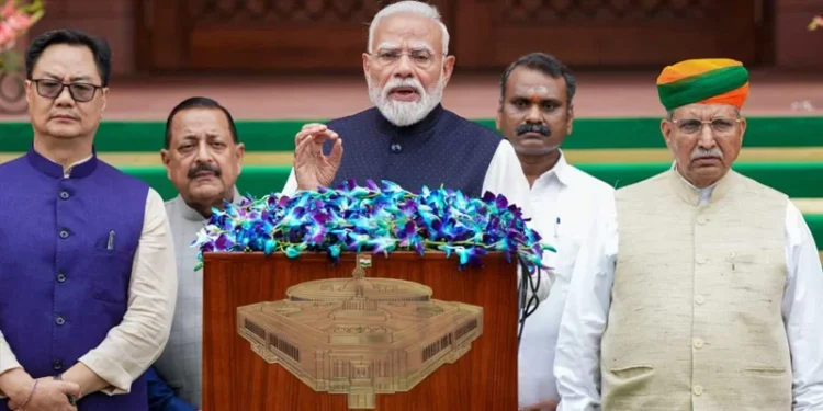 PM Modi Hails Youth Ahead of Monsoon Session