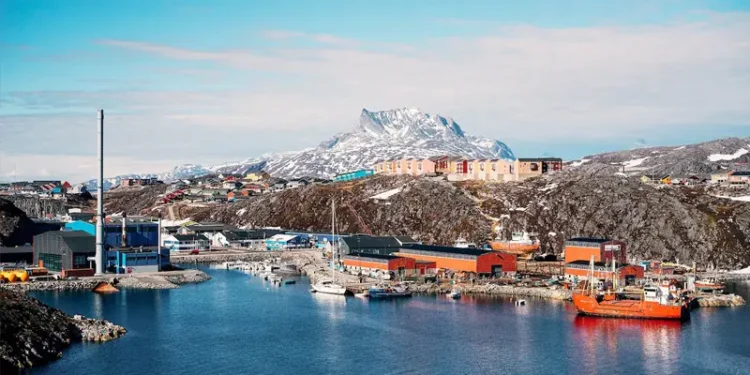 Southeast Asian Migrants Transform Greenland’s Growing Economy
