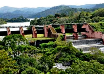 Mullaperiyar dam dispute Kerala Tamil Nadu